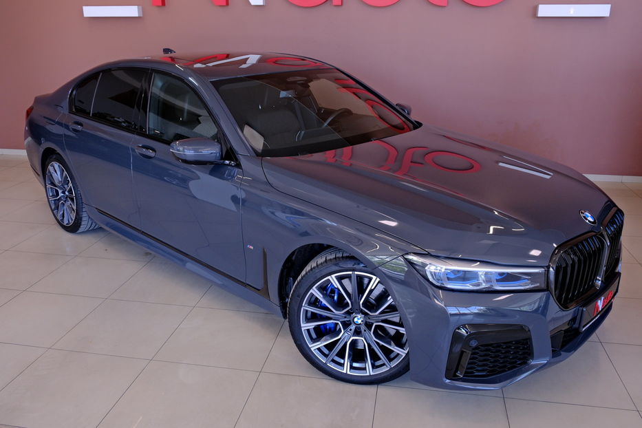 Продам BMW 730 2022 года в Одессе