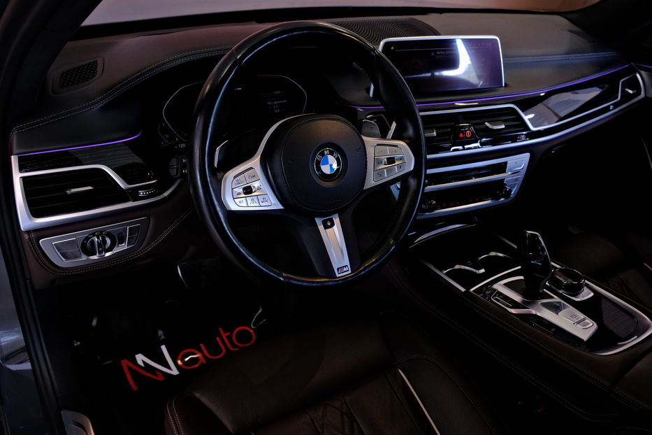 Продам BMW 730 2022 года в Одессе