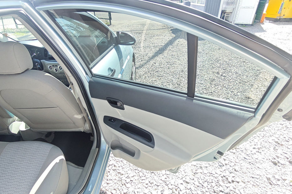 Продам Hyundai Accent  1.4 MT (97 к.с.) 2008 года в Киеве