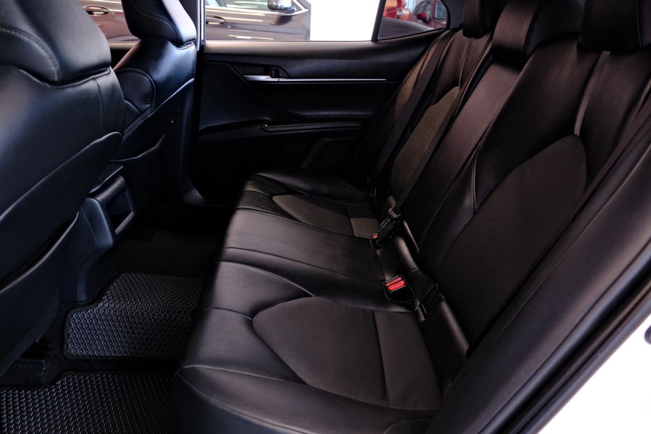 Продам Toyota Camry 2018 года в Одессе