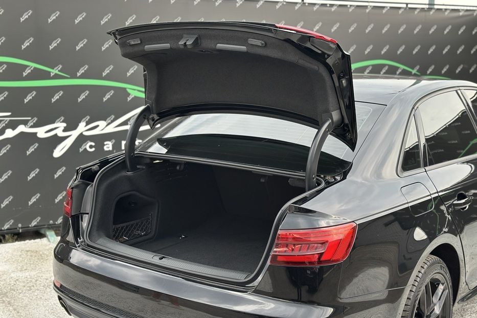 Продам Audi A4 Quattro S-Line 2016 года в Киеве