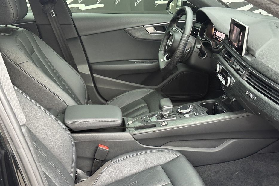 Продам Audi A4 Quattro S-Line 2016 года в Киеве