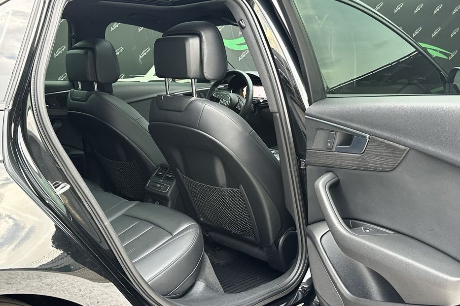 Продам Audi A4 Quattro S-Line 2016 года в Киеве