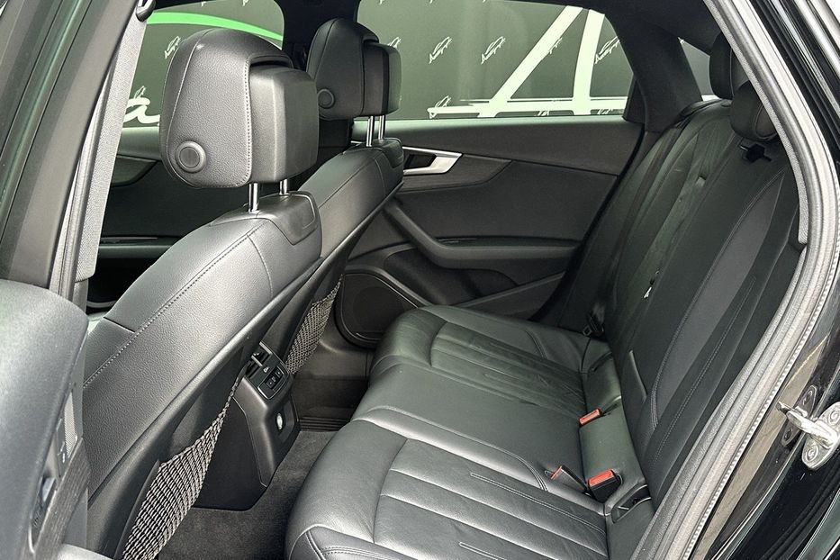 Продам Audi A4 Quattro S-Line 2016 года в Киеве