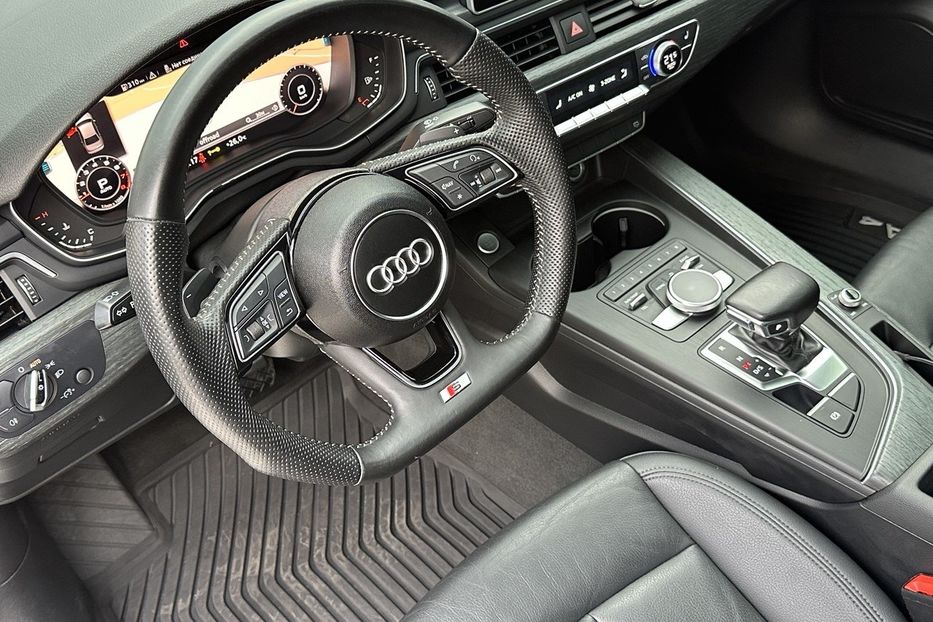 Продам Audi A4 Quattro S-Line 2016 года в Киеве