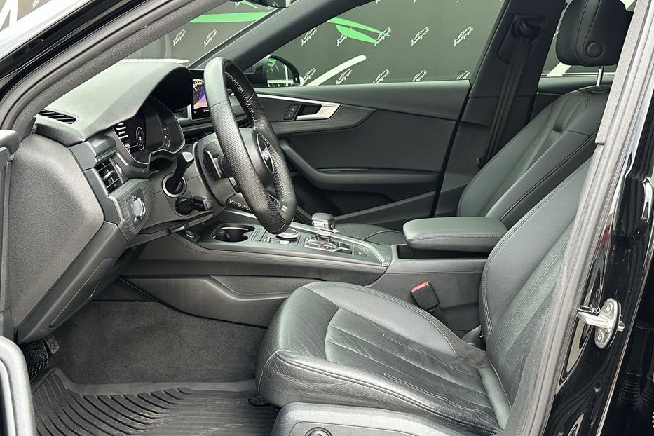 Продам Audi A4 Quattro S-Line 2016 года в Киеве