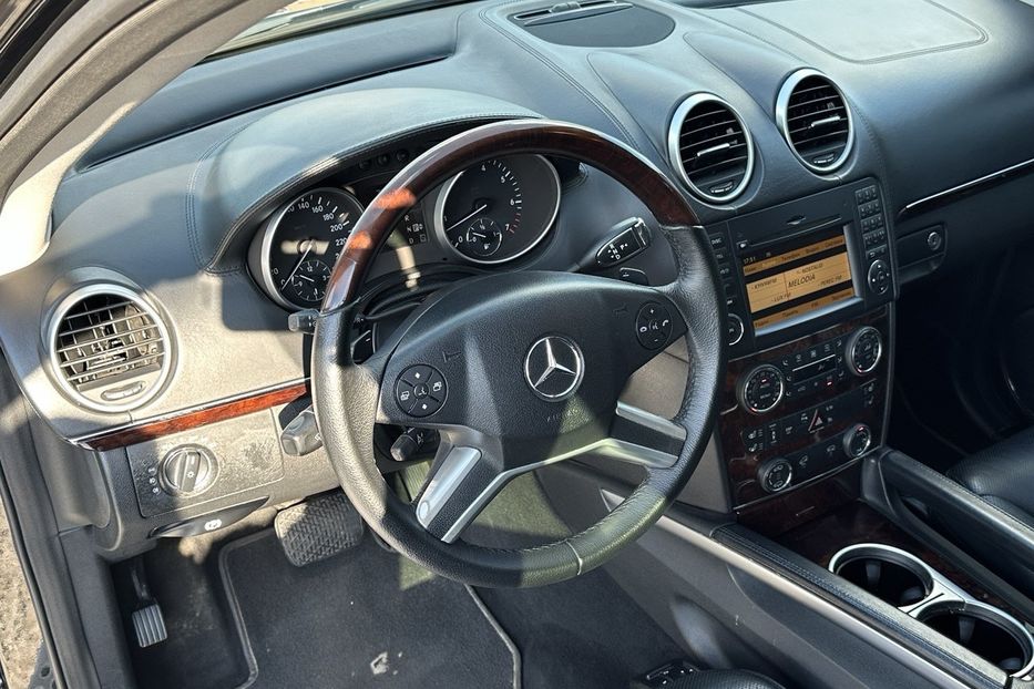 Продам Mercedes-Benz GL-Class 500 4 matic Offroad 2009 года в Киеве