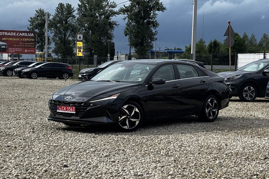 Продам Hyundai Elantra 2022 года в Львове