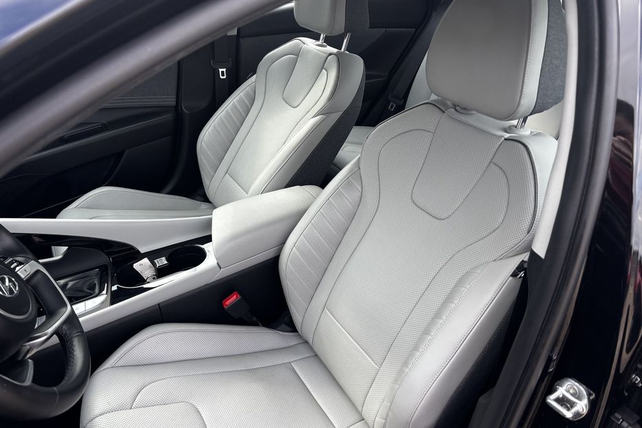 Продам Hyundai Elantra 2022 года в Львове