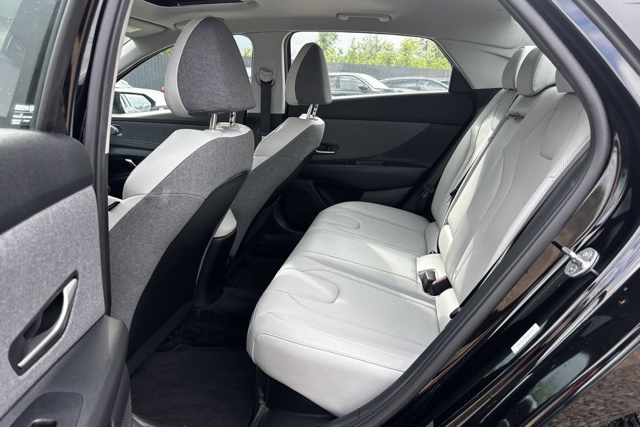 Продам Hyundai Elantra 2022 года в Львове