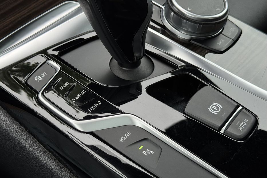 Продам BMW 530 e G30 (COMIS) 2018 года в г. Умань, Черкасская область