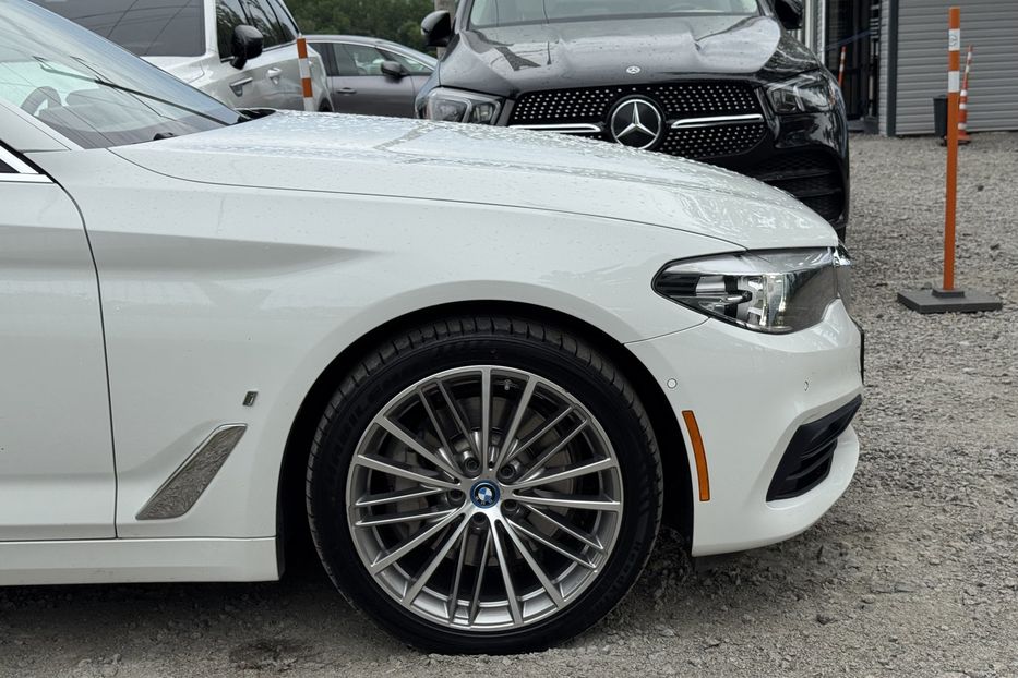 Продам BMW 530 e G30 (COMIS) 2018 года в г. Умань, Черкасская область