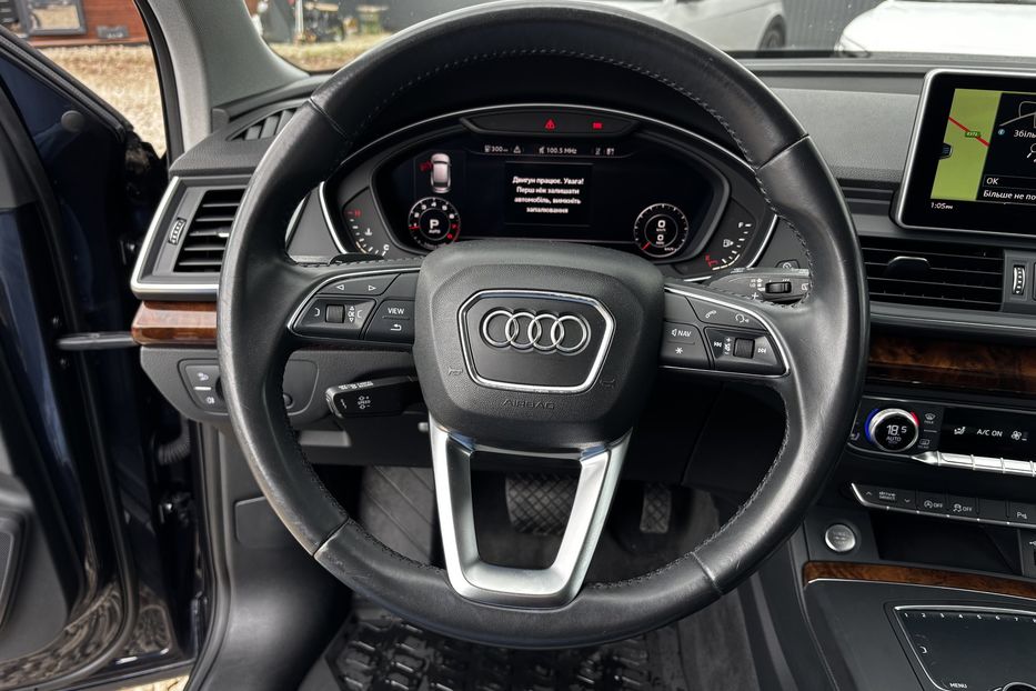 Продам Audi Q5 Premium Plus  2018 года в Львове