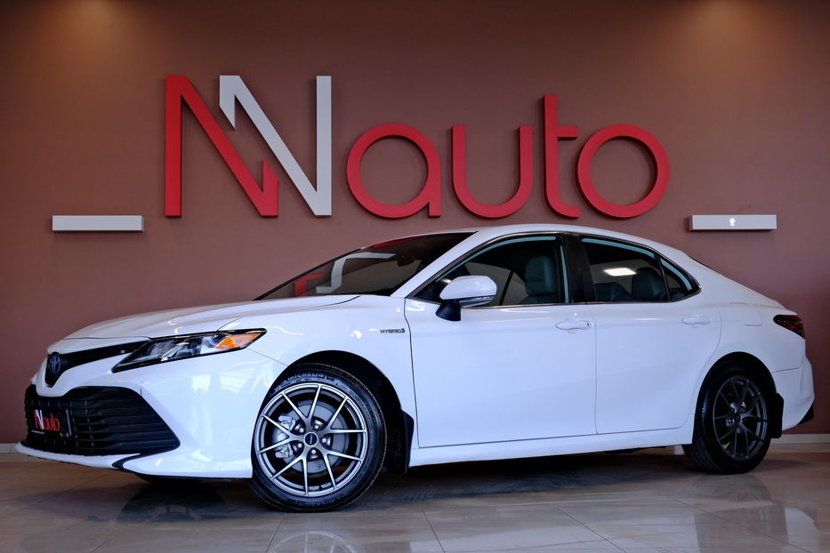Продам Toyota Camry 2019 года в Одессе