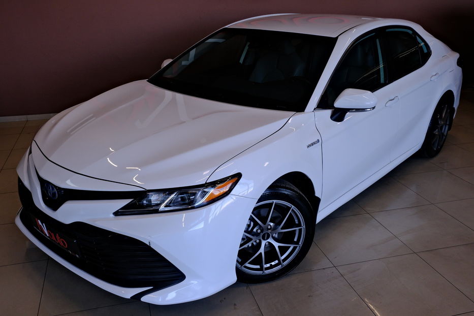 Продам Toyota Camry 2019 года в Одессе