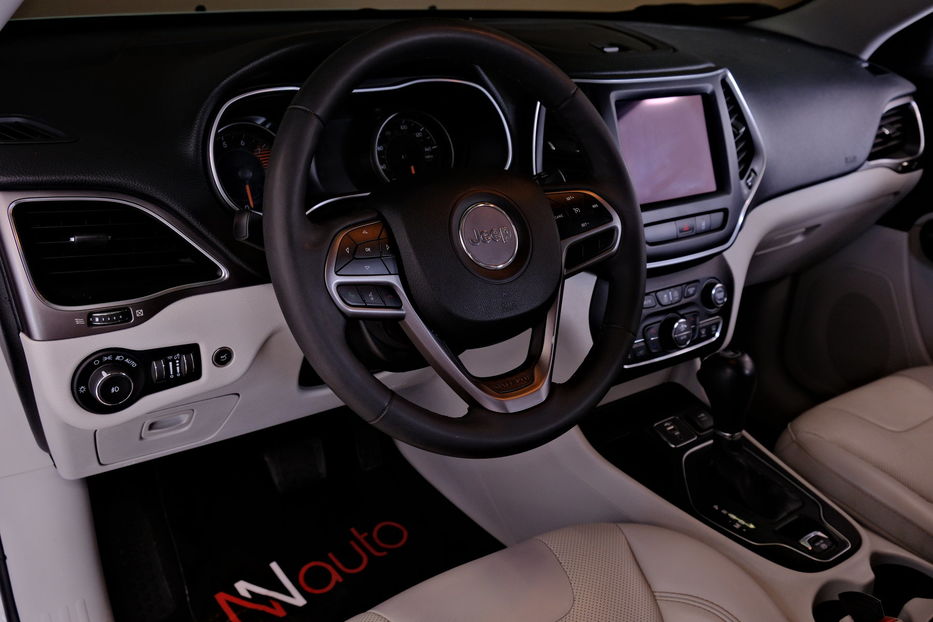 Продам Jeep Cherokee 2022 года в Одессе