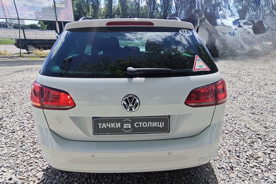 Продам Volkswagen Golf Variant 1.6 TDI DSG (110 к.с.)   2015 года в Киеве