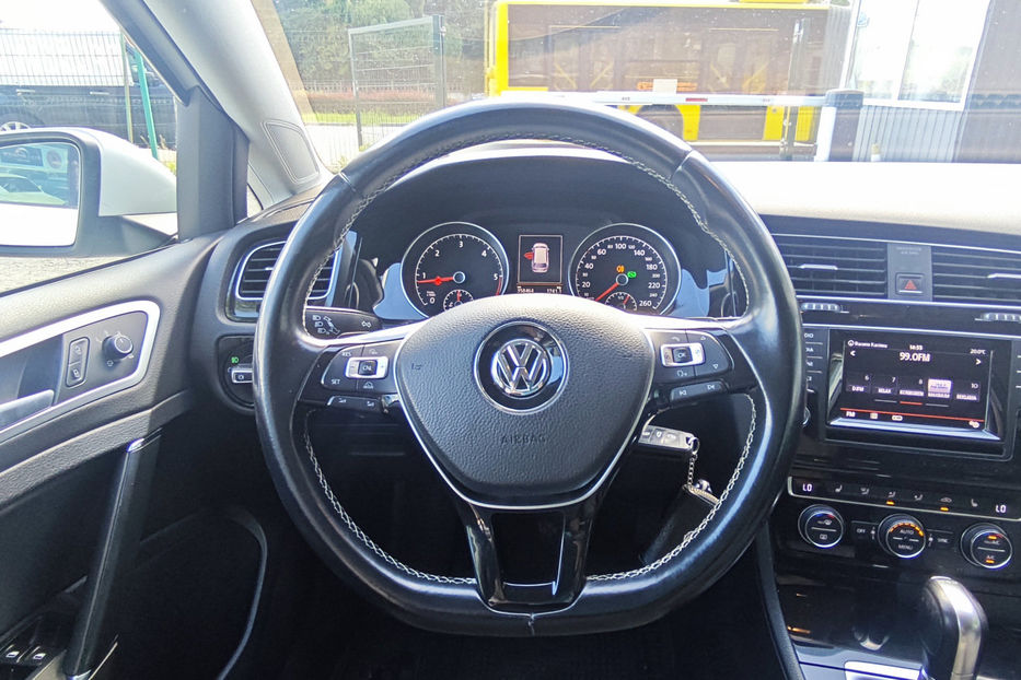 Продам Volkswagen Golf Variant 1.6 TDI DSG (110 к.с.)   2015 года в Киеве