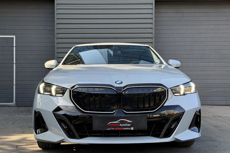 Продам BMW 530 M Package 2025 года в Киеве