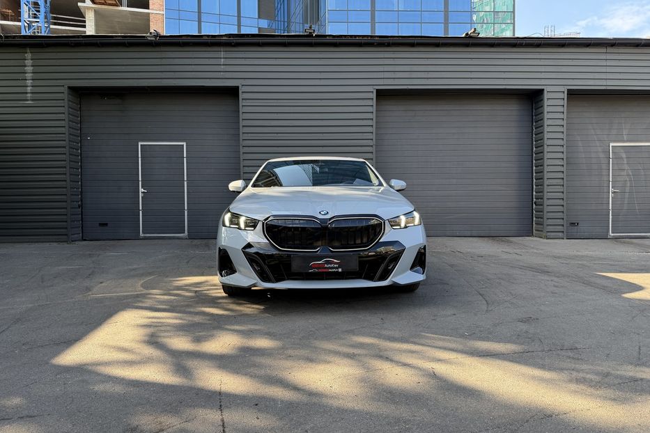 Продам BMW 530 M Package 2025 года в Киеве