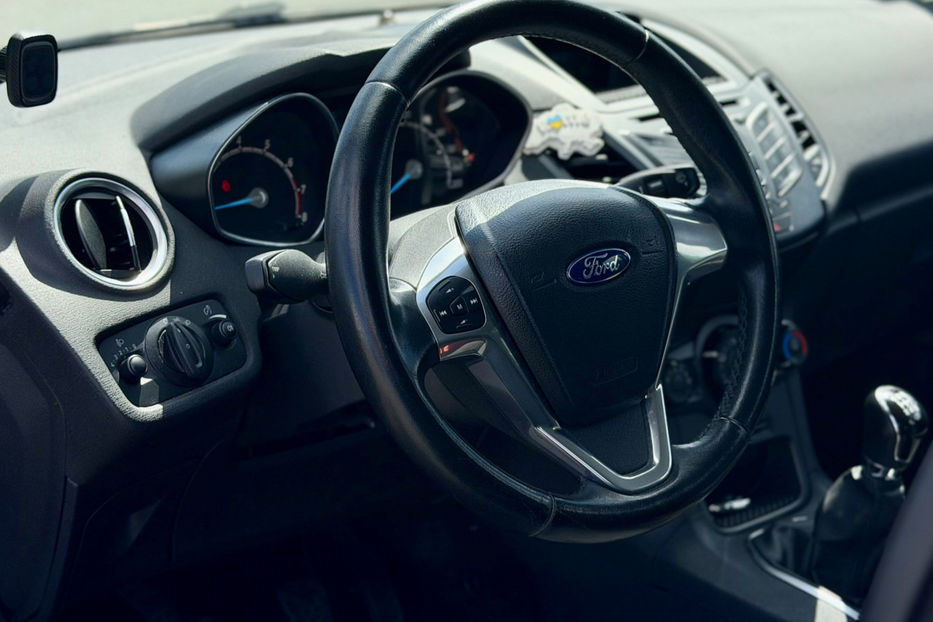 Продам Ford Fiesta 1.0 Ecoboost MT (100 к.с.)   2013 года в Киеве