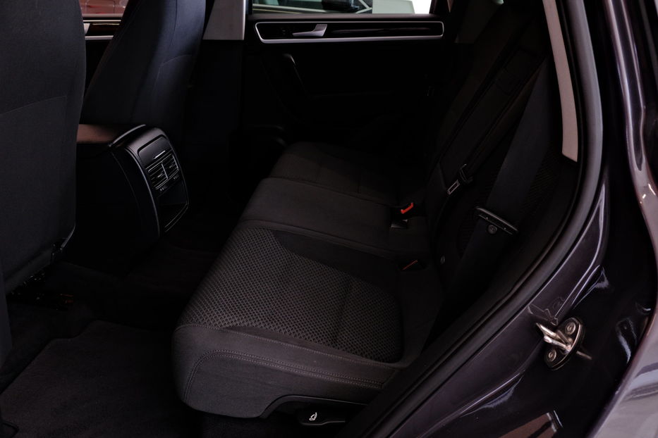 Продам Volkswagen Touareg 2011 года в Одессе