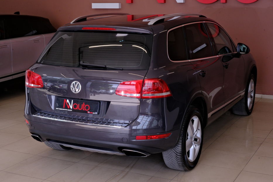 Продам Volkswagen Touareg 2011 года в Одессе