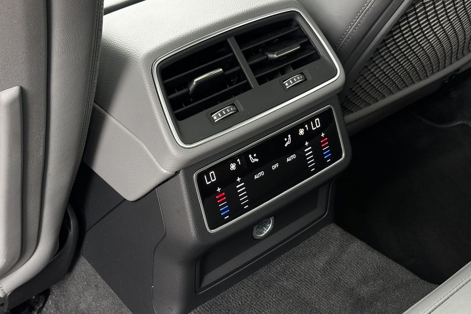 Продам Audi S6 Quattro S-line авто у Львові  2021 года в Львове
