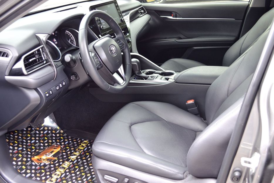 Продам Toyota Camry Prestige 2024 года в Одессе