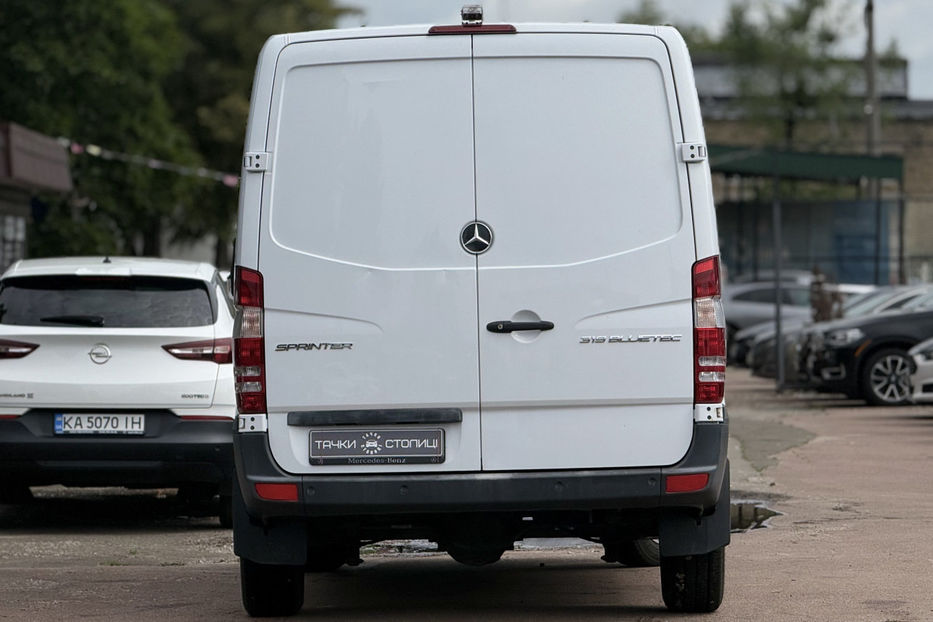 Продам Mercedes-Benz Sprinter груз.. 319 CDI 3.0 AT (190 к.с.) L3H2 2014 года в Киеве