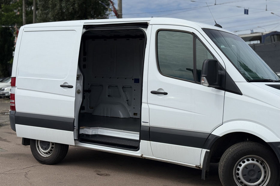 Продам Mercedes-Benz Sprinter груз.. 319 CDI 3.0 AT (190 к.с.) L3H2 2014 года в Киеве