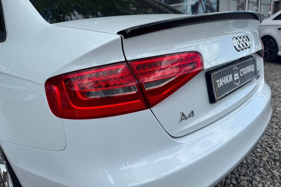 Продам Audi A4 2.0 TFSI АТ (211 к.с.) Quattro 2015 года в Киеве