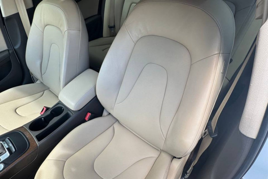 Продам Audi A4 2.0 TFSI АТ (211 к.с.) Quattro 2015 года в Киеве