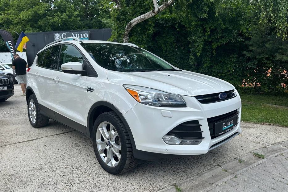 Продам Ford Escape Titanium 2013 года в Черновцах