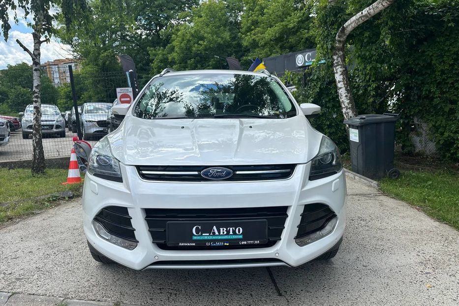 Продам Ford Escape Titanium 2013 года в Черновцах