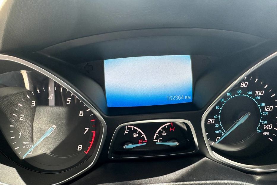 Продам Ford Escape Titanium 2013 года в Черновцах