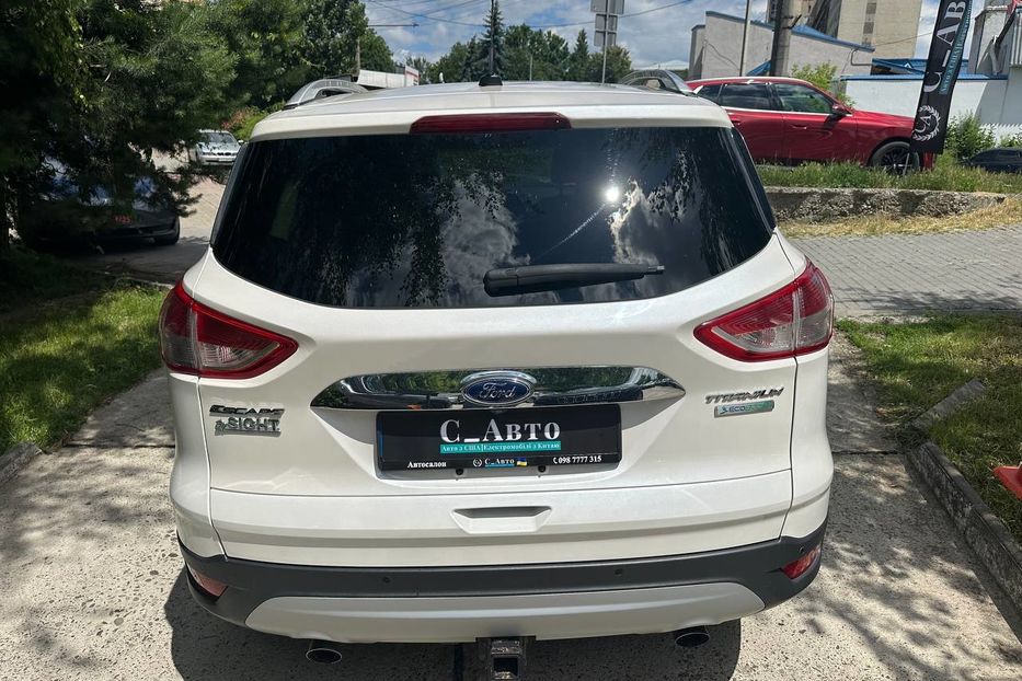 Продам Ford Escape Titanium 2013 года в Черновцах