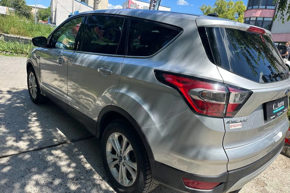 Продам Ford Escape SE 2017 года в Черновцах