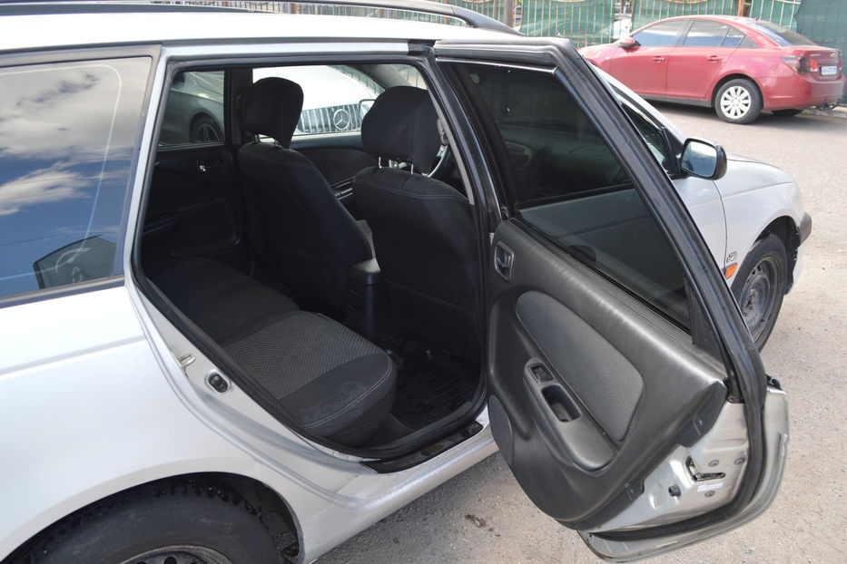 Продам Toyota Avensis  Wagon  2001 года в Одессе