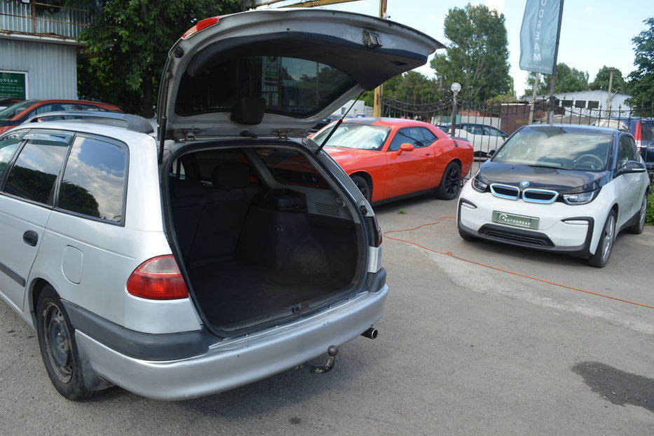 Продам Toyota Avensis  Wagon  2001 года в Одессе