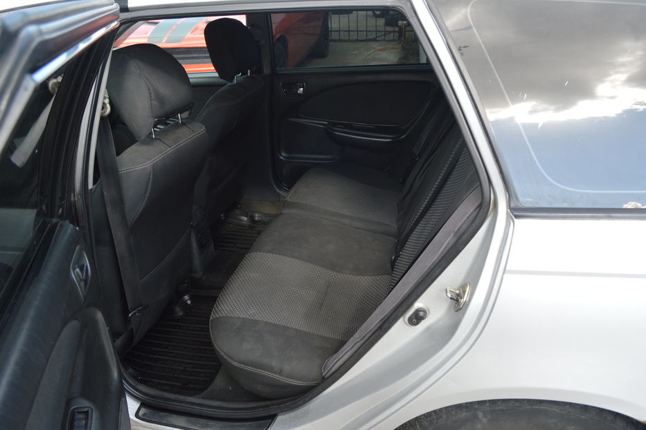 Продам Toyota Avensis  Wagon  2001 года в Одессе