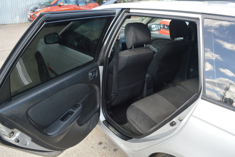 Продам Toyota Avensis  Wagon  2001 года в Одессе