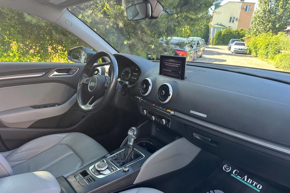 Продам Audi A3  e-tron  2017 года в Черновцах