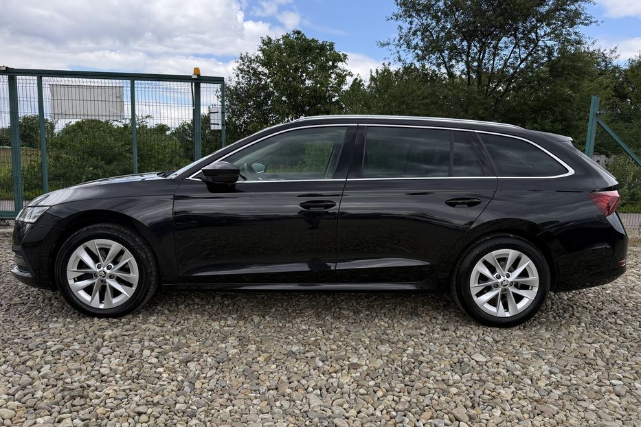 Продам Skoda Octavia А8 2.0 TDI 150 к.с ШКІРА МАСАЖ 2022 года в Львове