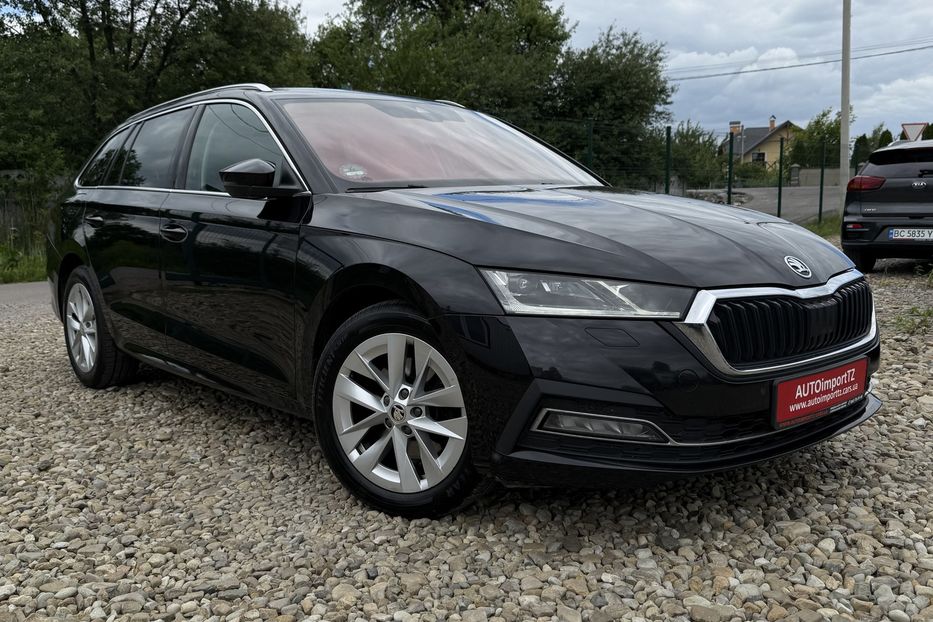 Продам Skoda Octavia А8 2.0 TDI 150 к.с ШКІРА МАСАЖ 2022 года в Львове