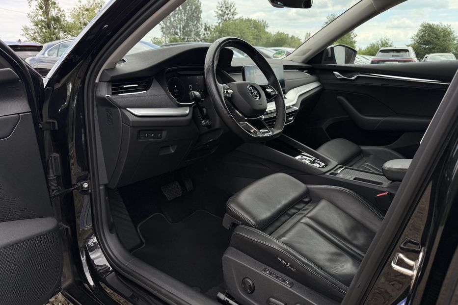 Продам Skoda Octavia А8 2.0 TDI 150 к.с ШКІРА МАСАЖ 2022 года в Львове