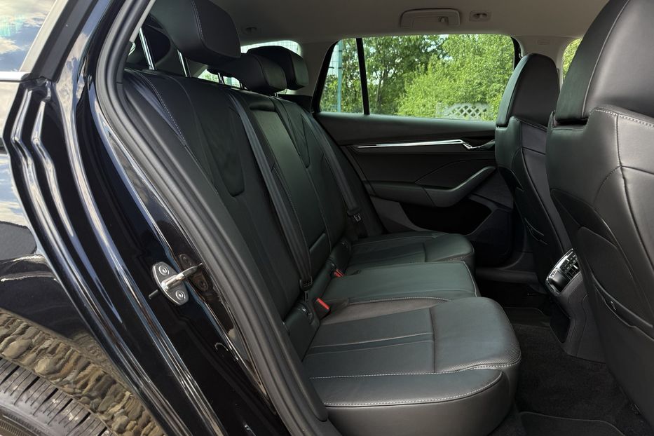Продам Skoda Octavia А8 2.0 TDI 150 к.с ШКІРА МАСАЖ 2022 года в Львове