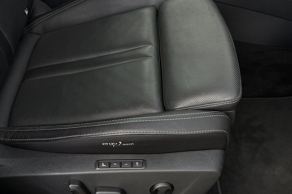 Продам Skoda Octavia А8 2.0 TDI 150 к.с ШКІРА МАСАЖ 2022 года в Львове