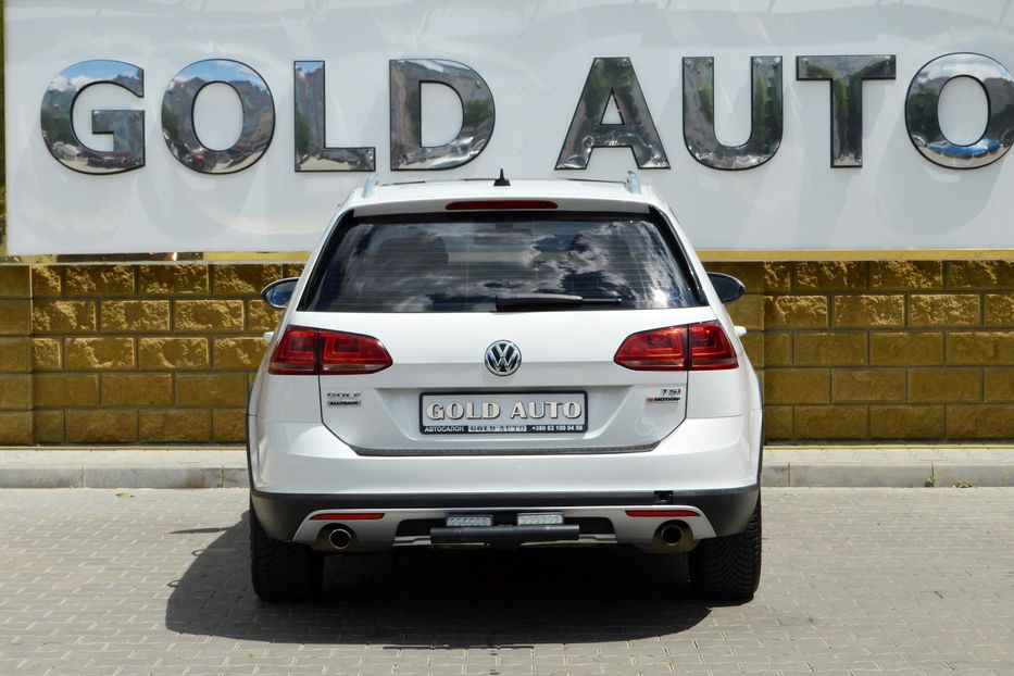 Продам Volkswagen Golf VII Alltrack 2016 года в Одессе