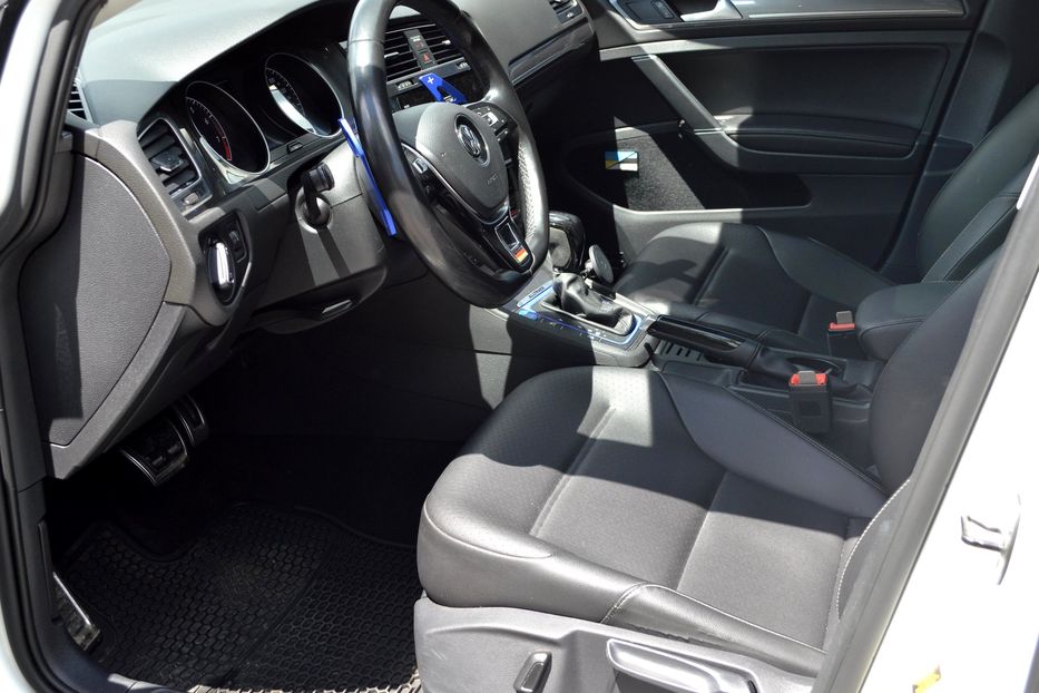 Продам Volkswagen Golf VII Alltrack 2016 года в Одессе